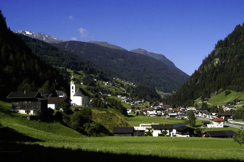 "Apart Elisabeth" Inkl Silvretta Premium Summercard See Bagian luar foto